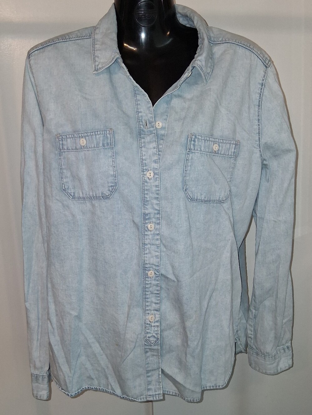 Bullhead Black CA. Trading CO. Light Wash Denim Button-Down Shirt Women's Sz LG